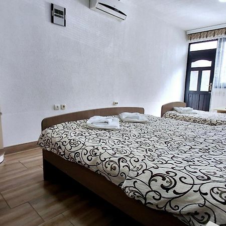 Apartments Tomic Охрид Екстериор снимка